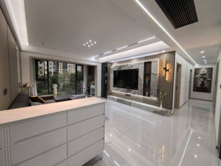 利川观澜国际,全新精装大4房,一梯一户